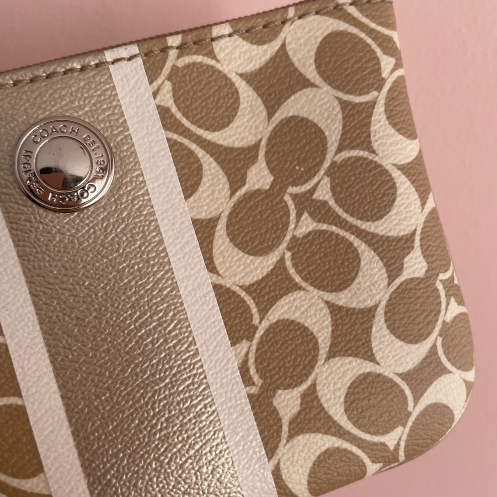 Coach Wristlet - Picture 2 of 4